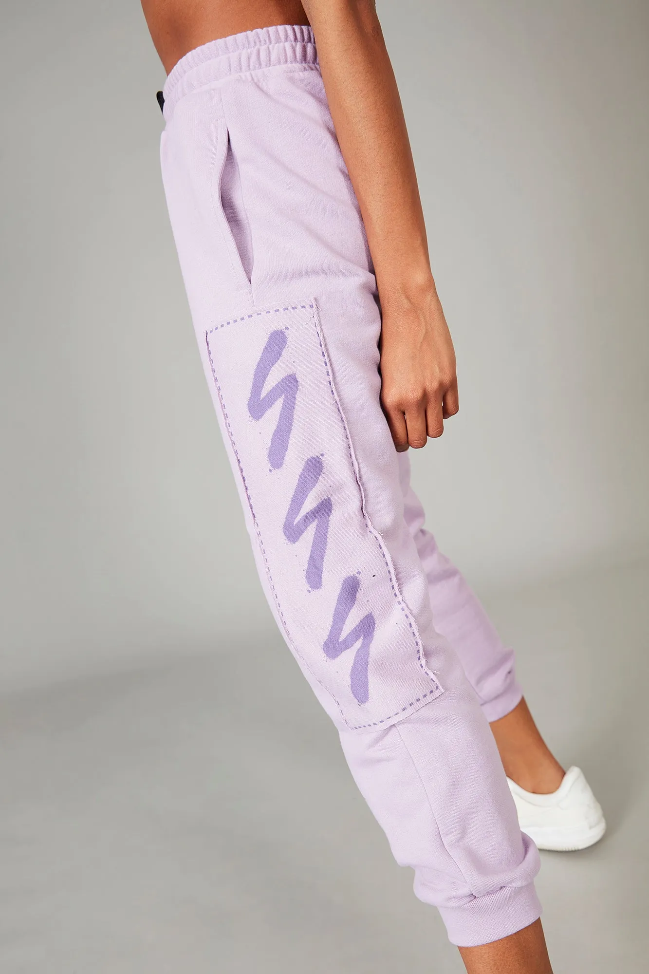 Jogger · Rock & Spray · LILA