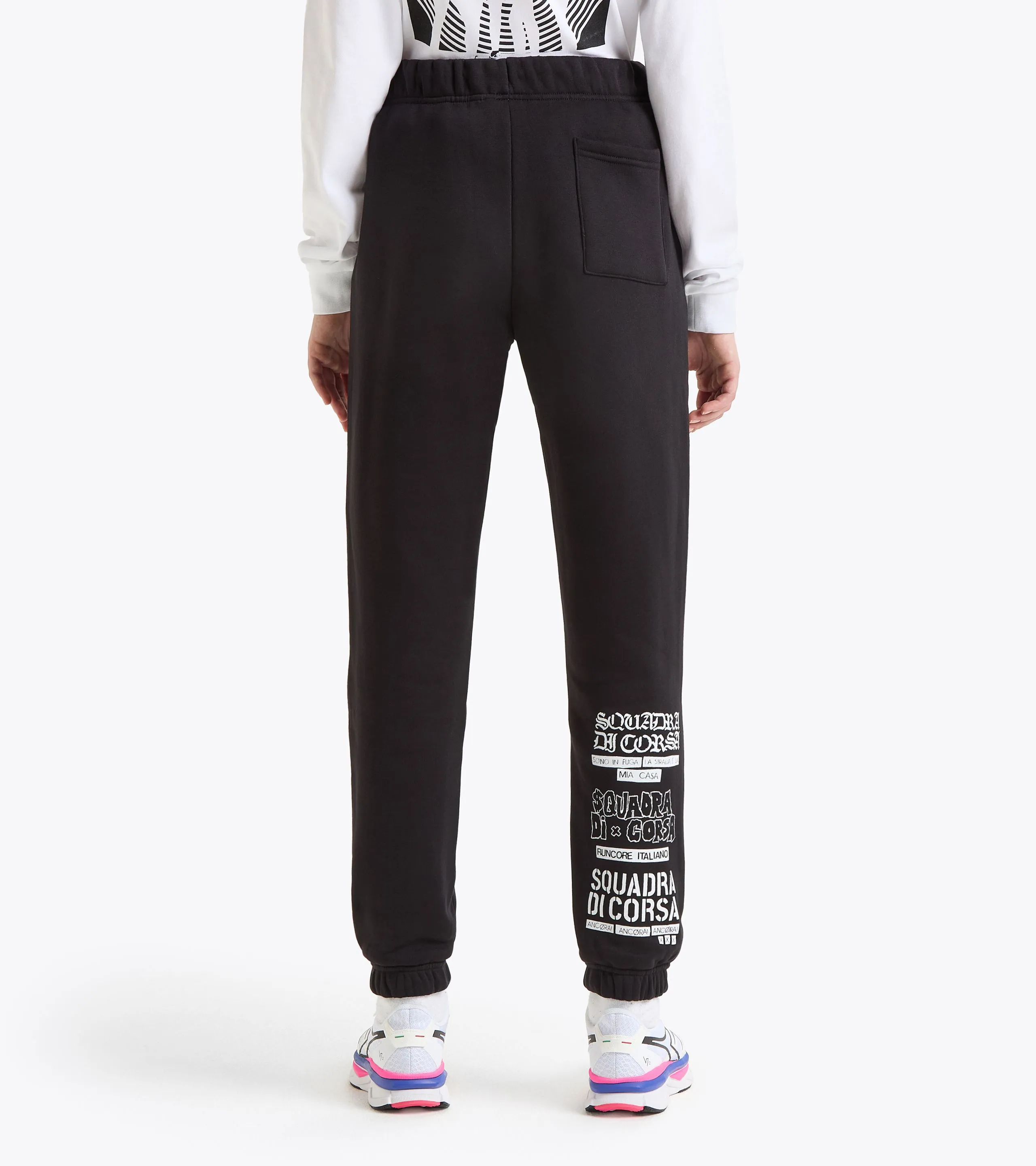 JOGGER PANTS SQUADRA DI CORSA Joggers aporty Squadra di Corsa - Ajuste cómodo - Género neutro