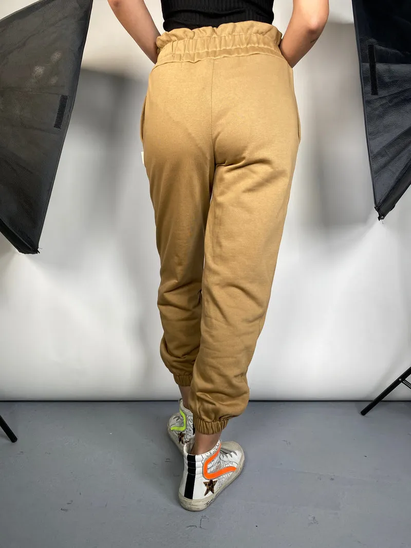 MAGMA Jogger Camel Have One by Magma