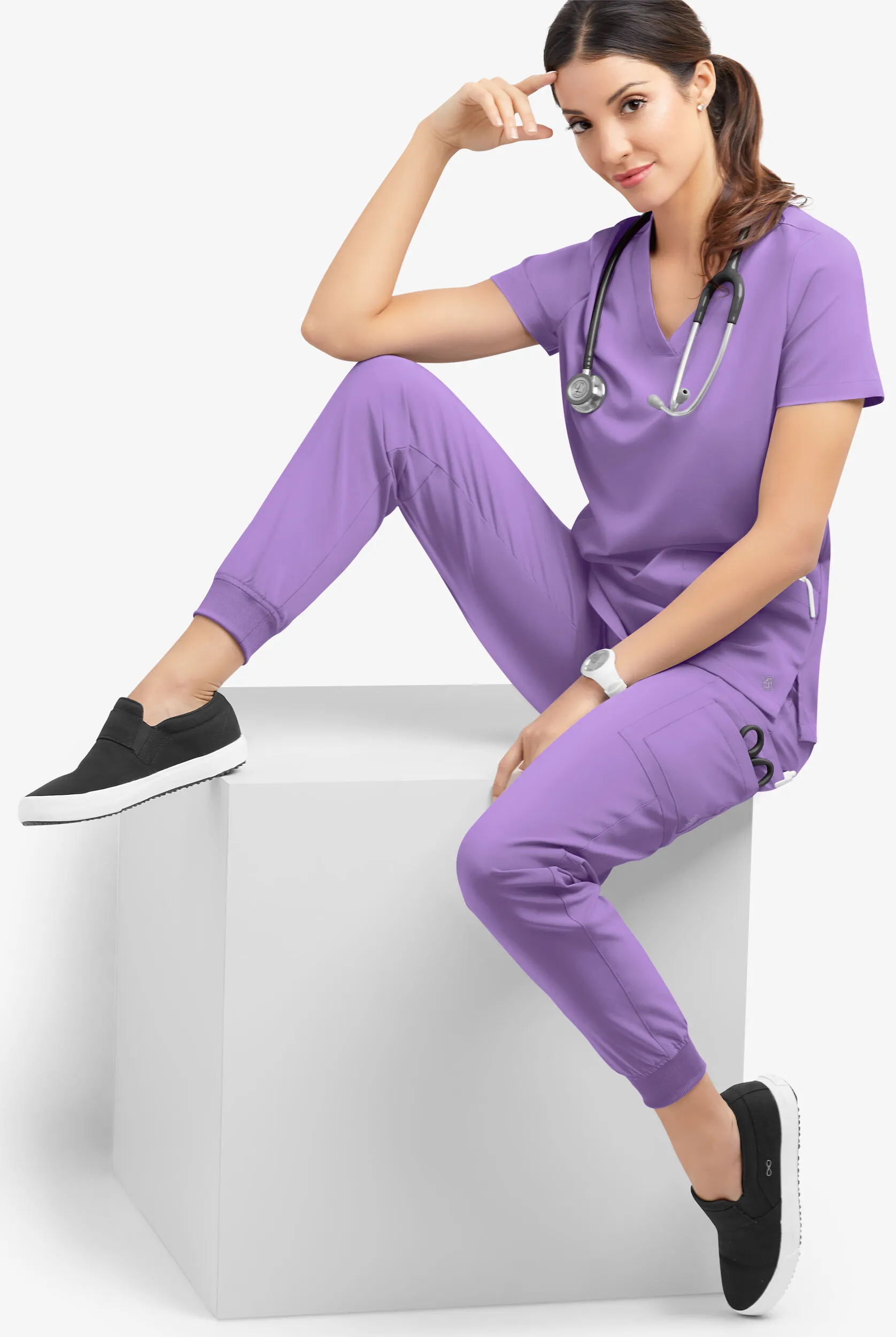 Pantalón médico Easy STRETCH Mila estilo jogger con 5 bolsillos para mujer