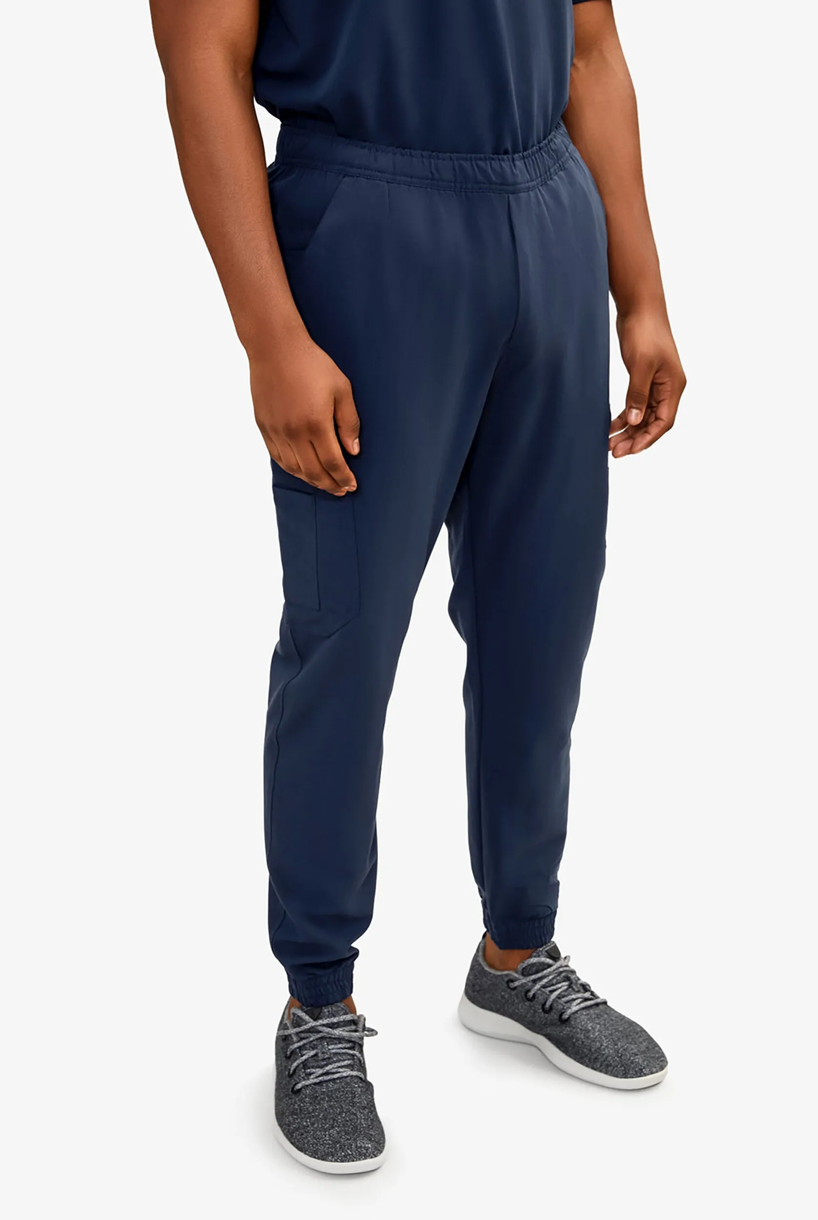 Pantalón médico Keswi estilo jogger con 10 bolsillos para hombre