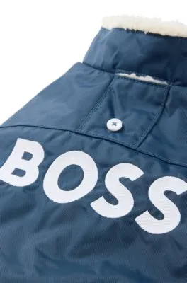 Parka para perros con logo en contraste