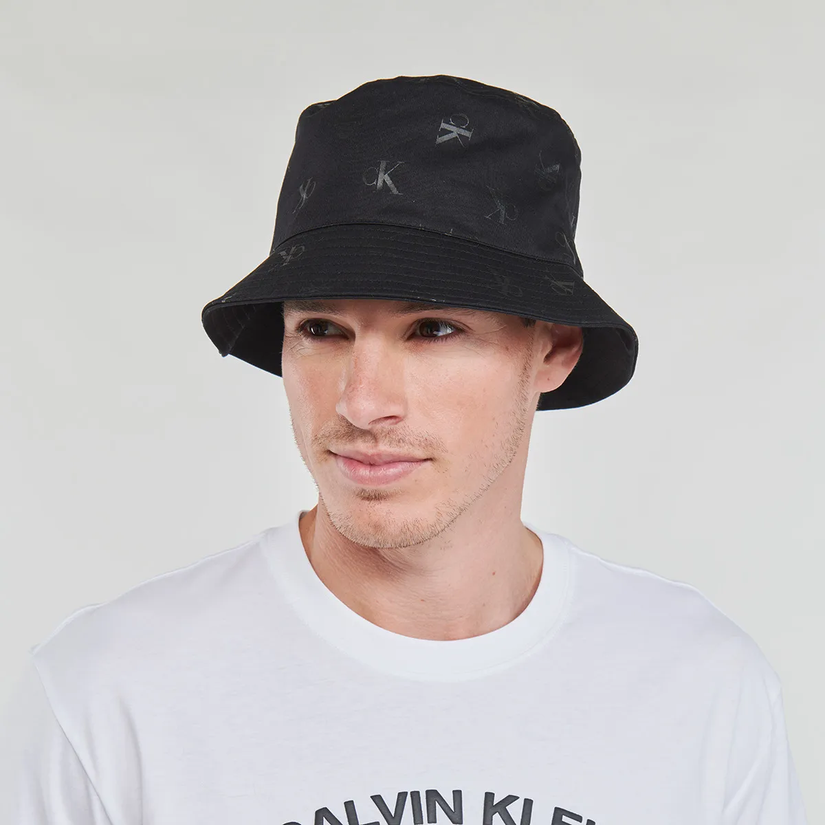 SPORT ESSENTIALS BUCKET HAT AOP