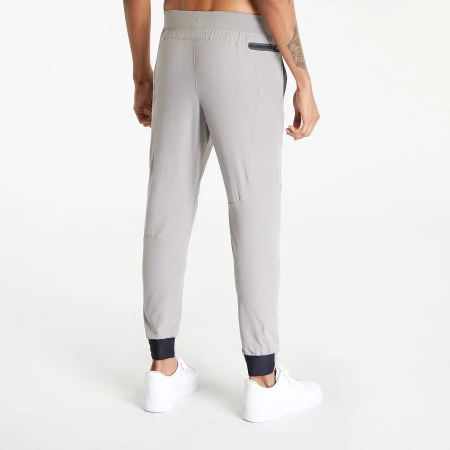 Under Armour Texture Jogger